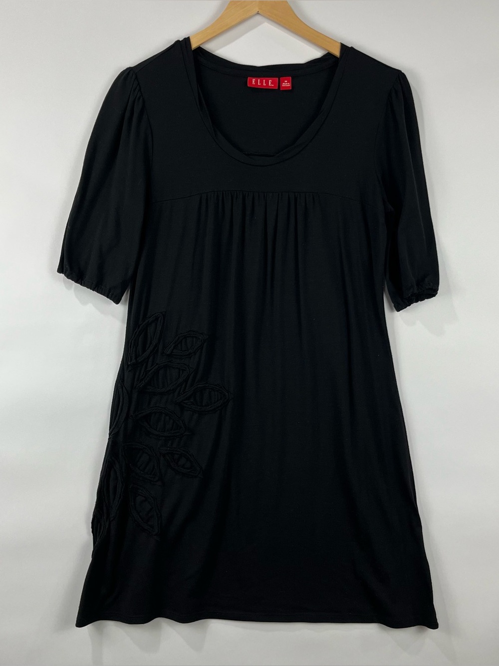 ELLE Black Tunic Top Medium Puff Sleeve Textured Floral Appliqué Soft Stretch